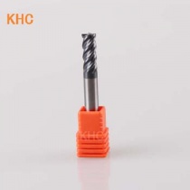 賴小姐讓KHC進口刀具替代了以前舊刀具
